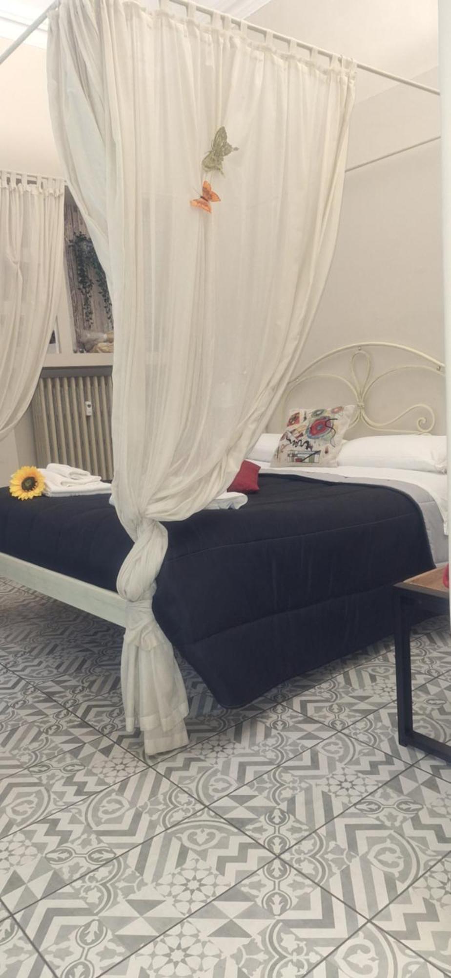 טורינו Tohouse Rooms חדר תמונה