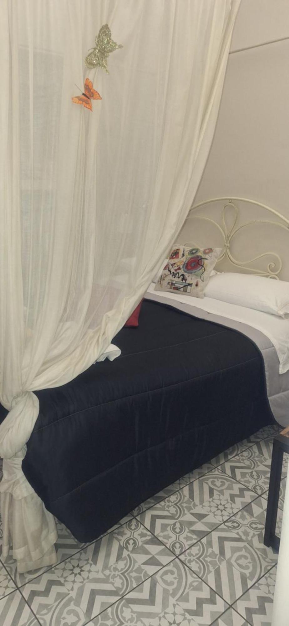 טורינו Tohouse Rooms חדר תמונה
